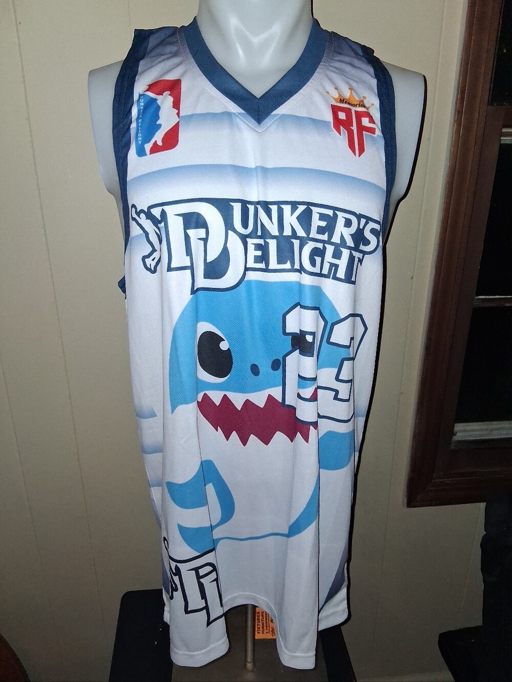 Dunkers Delighg Kids' Baby Shark Basketball Jersey